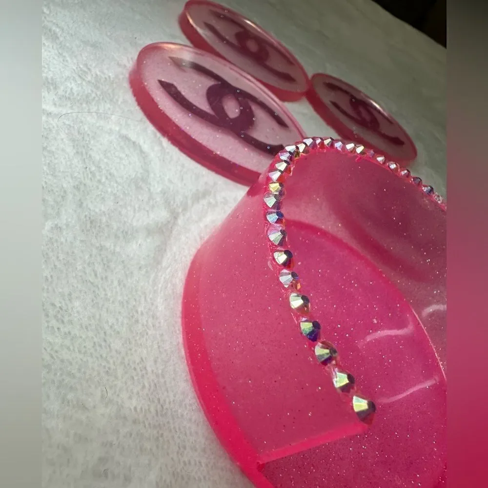 Pink Glitter Resin Coasters / Circle Shapes Handmade Resin. Ch= Monogr…
